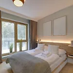 Appartement Bezowy Sun Seasons 24 W Szklarskiej Porebie Z Wanna By Renters Szklarska Poreba