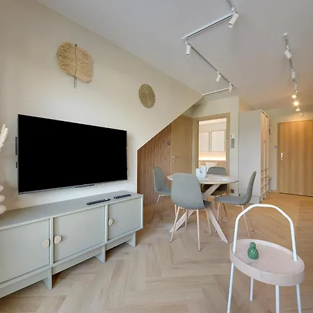 Lejlighed Bezowy Sun Seasons 24 W Szklarskiej Porebie Z Wanna By Renters *